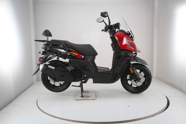 Tank 200 EFI Sport Scooter
