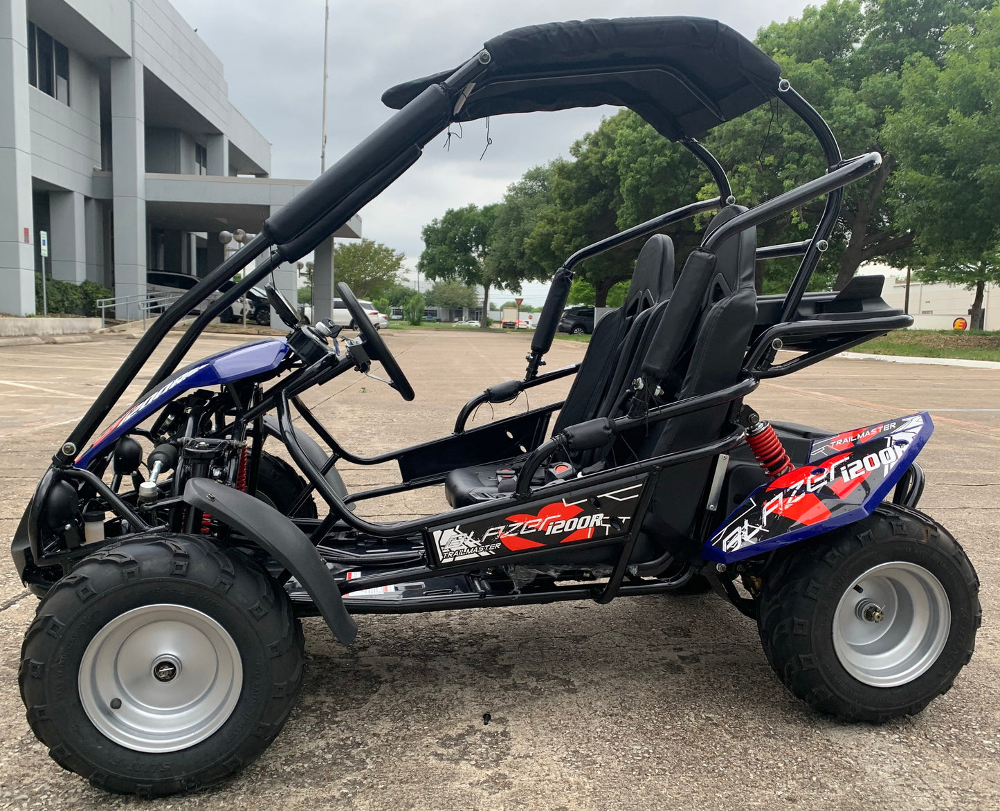 Trailmaster Blazer i200R Electric Youth Go-Kart Buggy
