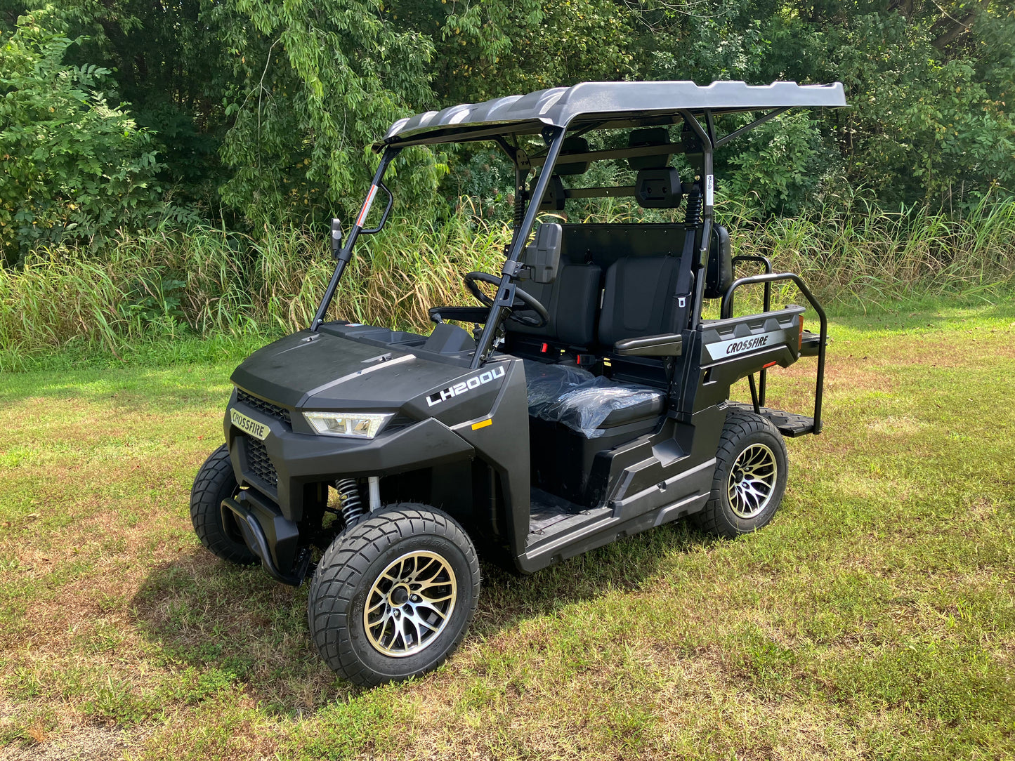 Crossfire LH200 EFI Golf Cart
