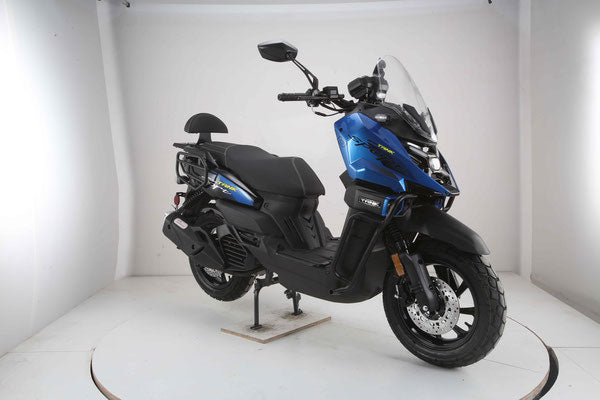 Tank 200 EFI Sport Scooter